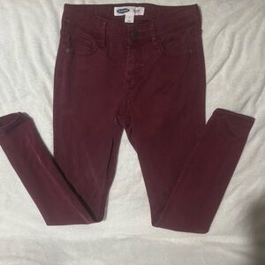 Old Navy Women’s Burgundy Skinny Jeans
